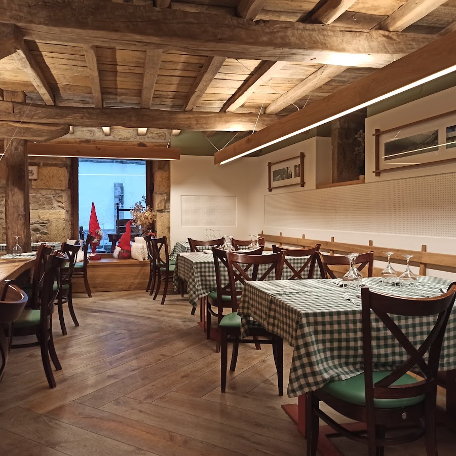 Alojamiento - Restaurante Casa Frutos