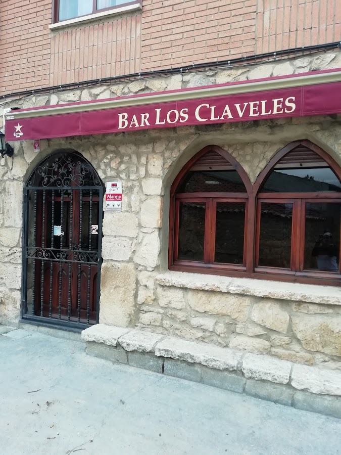 Bar Los Claveles