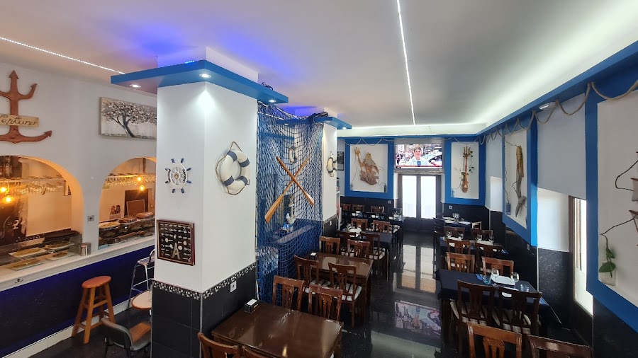 Bar Restaurante Neptuno Santander, Maques de la Hermída 2
