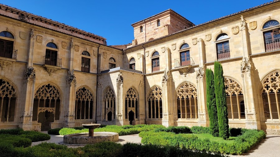 Hostal Restaurante La Muralla