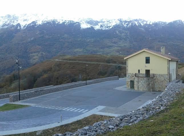 Hotel - Albergue Mirador del Angliru