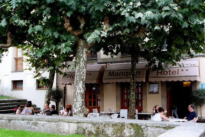 Hotel Restaurante El Manquín