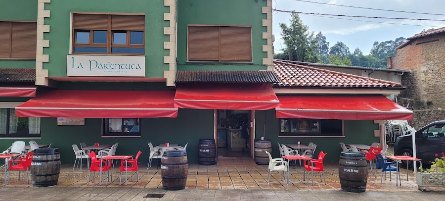 La Parientuca bistro bar