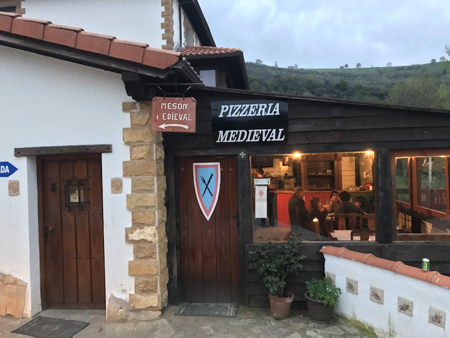 Pizzería Medieval El Collado de las Lobas