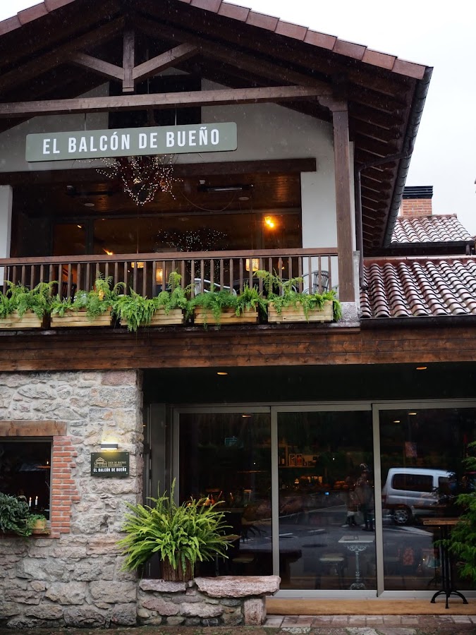 Restaurante El Balcón de Bueño