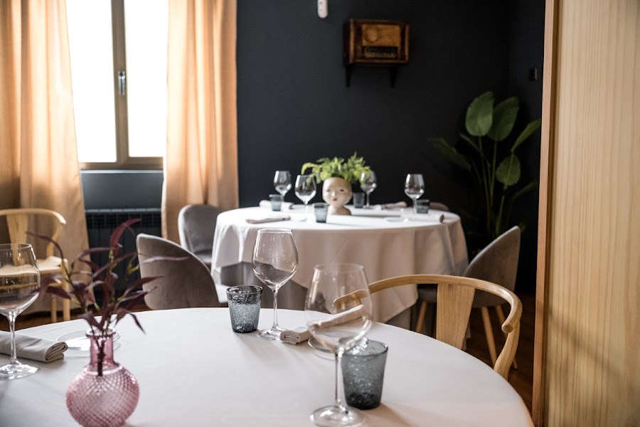 Roble by Jairo Rodríguez