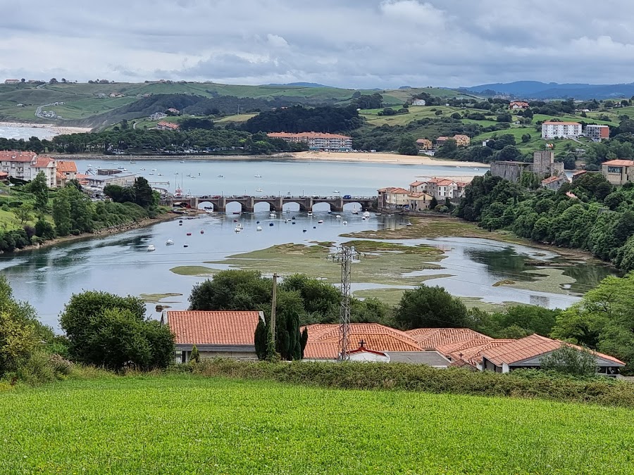San Vicente de la Barquera desde arriba